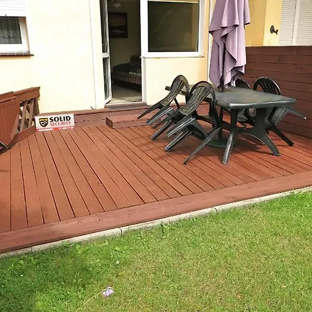 Z Tarasem I Ogrodem Apartmán